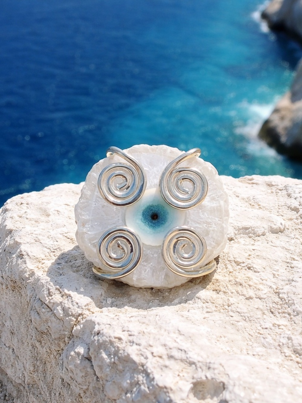 NEW! Solar Quartz Ring - Picture 8 of 11